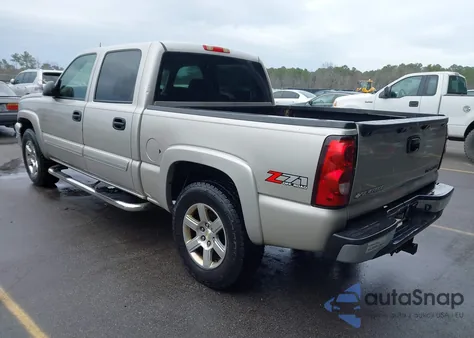2004 Chevrolet Silverado 1500 Z71 из США, поврежденный, VIN 2GCEK13T741300110